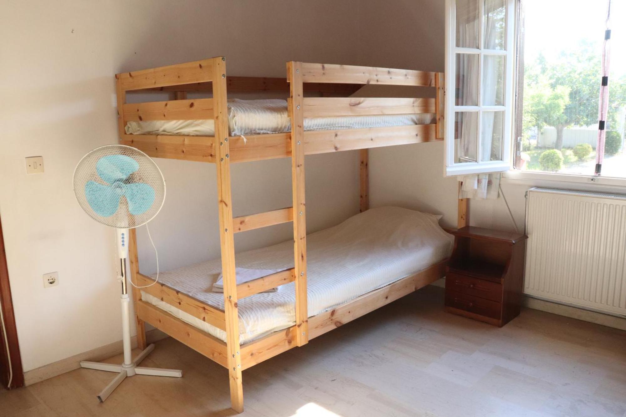 Beautiful Nearby Beach House With Garden, Private Pool And Large Yard シダリオン エクステリア 写真